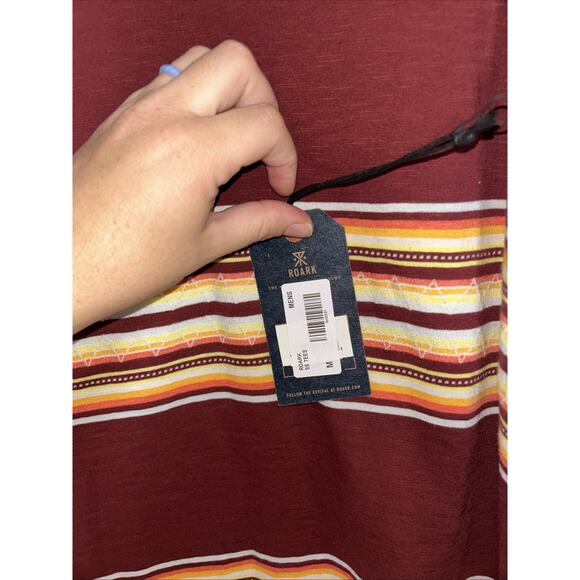 ROARK Shirt Mens Size Medium Tee Short Sleeve Red Fall Basic Shirt - Picture 3 of 6